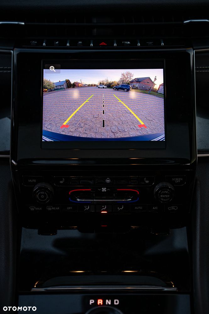 Jeep Grand Cherokee 3.6 V6 Laredo - 28