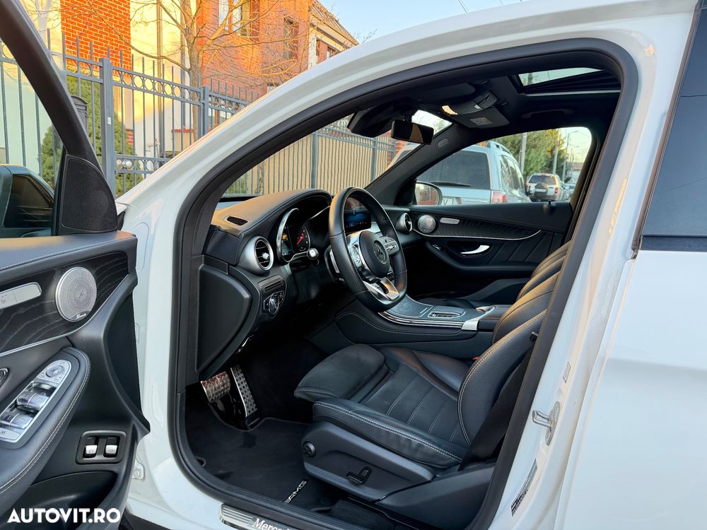 Mercedes-Benz GLC 300 4MATIC MHEV - 6