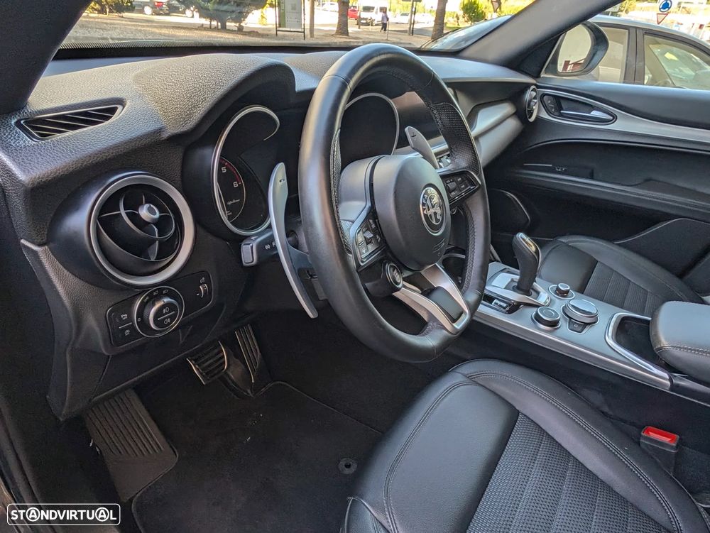 Alfa Romeo Stelvio 2.2 D Sprint AT8 - 17