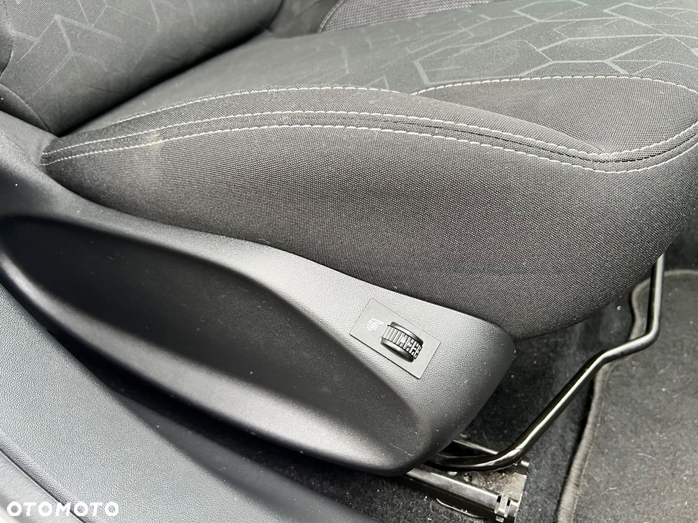 Peugeot 2008 PureTech 110 GPF Stop&Start EAT6 Active - 26