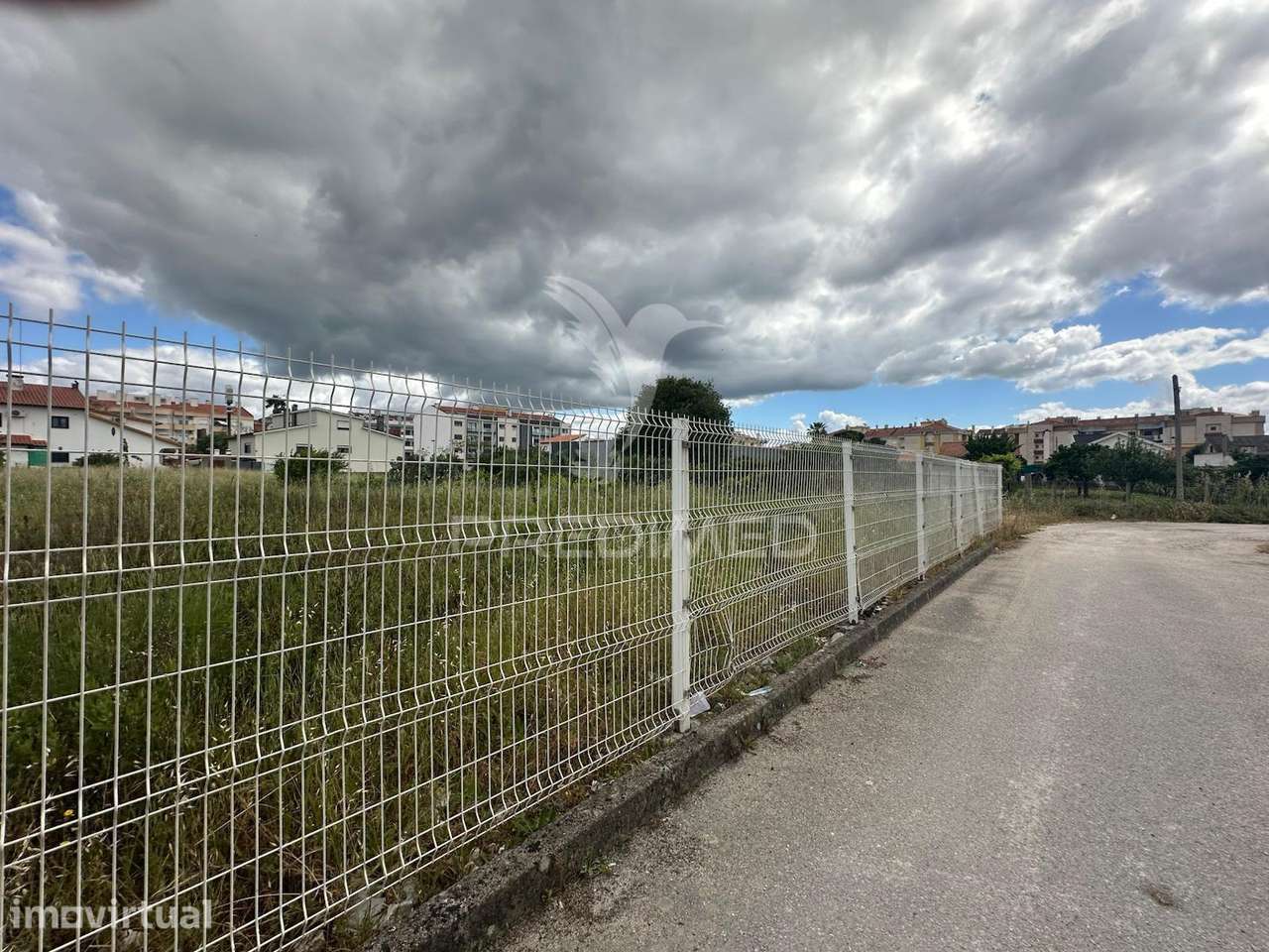 TERRENO URBANO PARA CONSTRUÇÃO/ENTRONCAMENTO - Grande imagem: 5/12