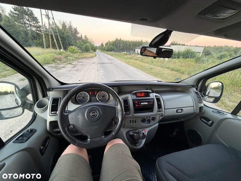 Opel VIVARO*L2H1*klima*2.5 150KM*blaszak*dużo zdjec*ładne auto - 2