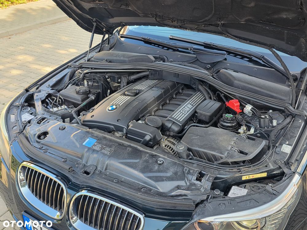 BMW Seria 5 530xi - 34