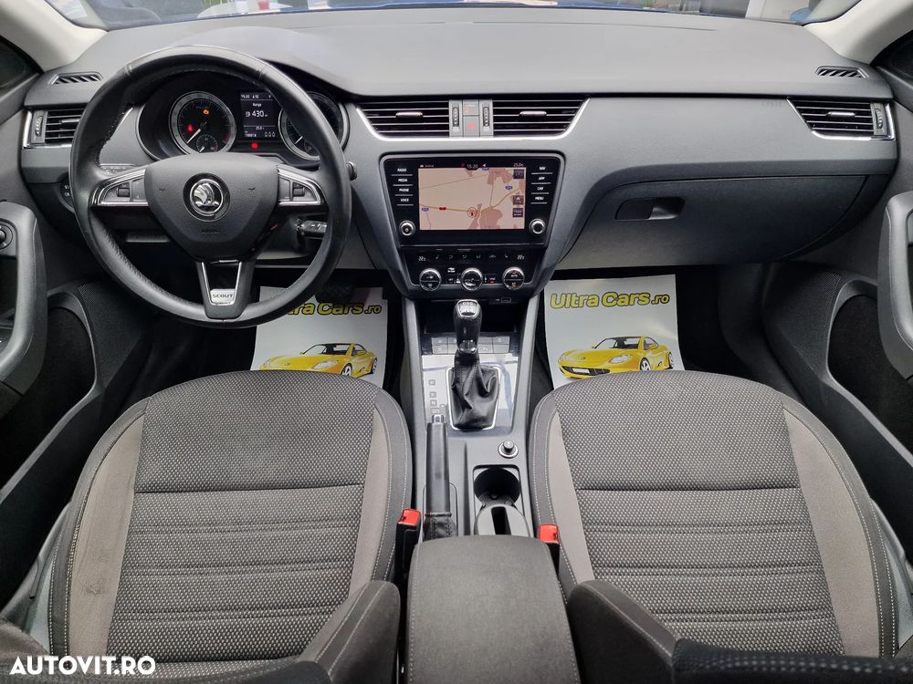 Skoda Octavia 2.0 TDI DSG 4X4 Style - 10
