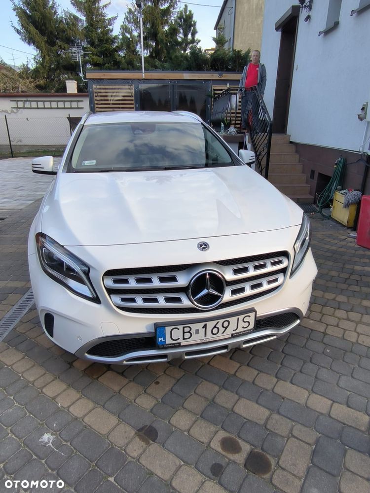 Mercedes-Benz GLA 200 7G-DCT AMG Line - 1