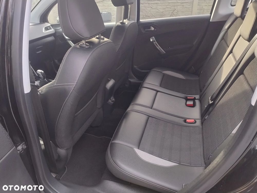 Peugeot 2008 PureTech 110 Stop&Start Crossway - 11