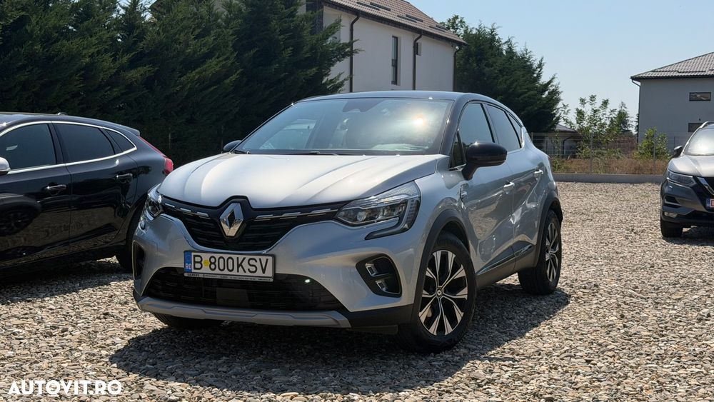 Renault Captur 140 EDC MHEV Techno - 11