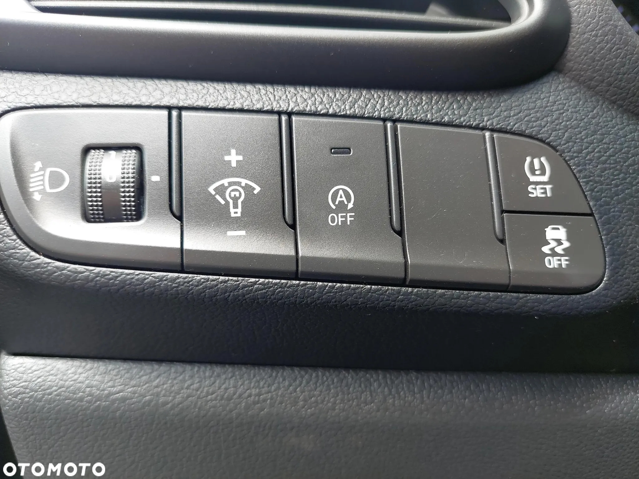 Hyundai i30 1.5 DPI Comfort - 28