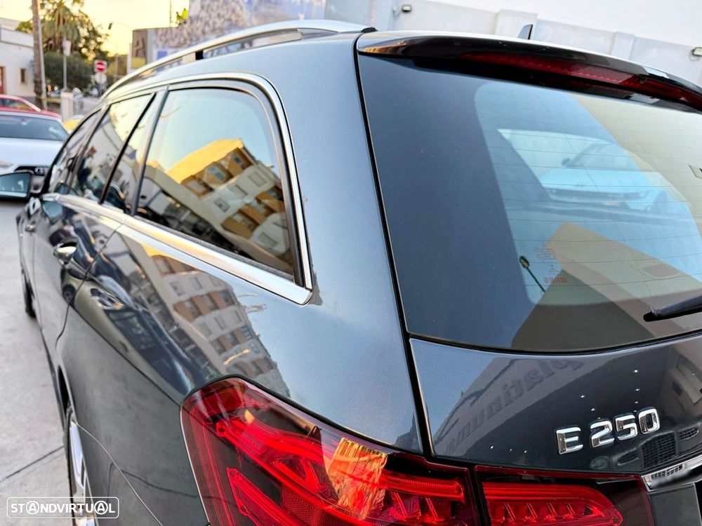 Mercedes-Benz E 250 BlueTEC Elegance Auto - 54