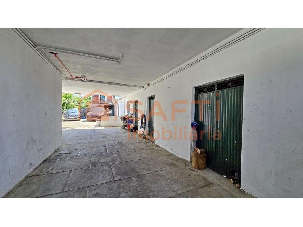 Moradia T5 - Grande imagem: 3/21