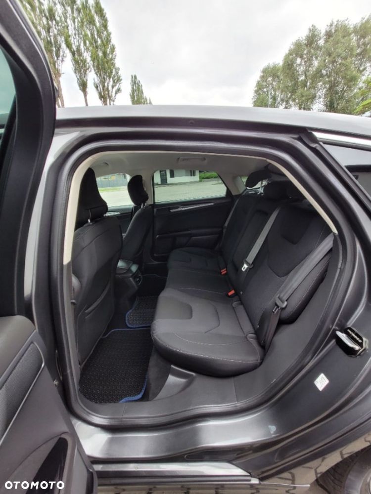 Ford Mondeo 2.0 TDCi Titanium - 15