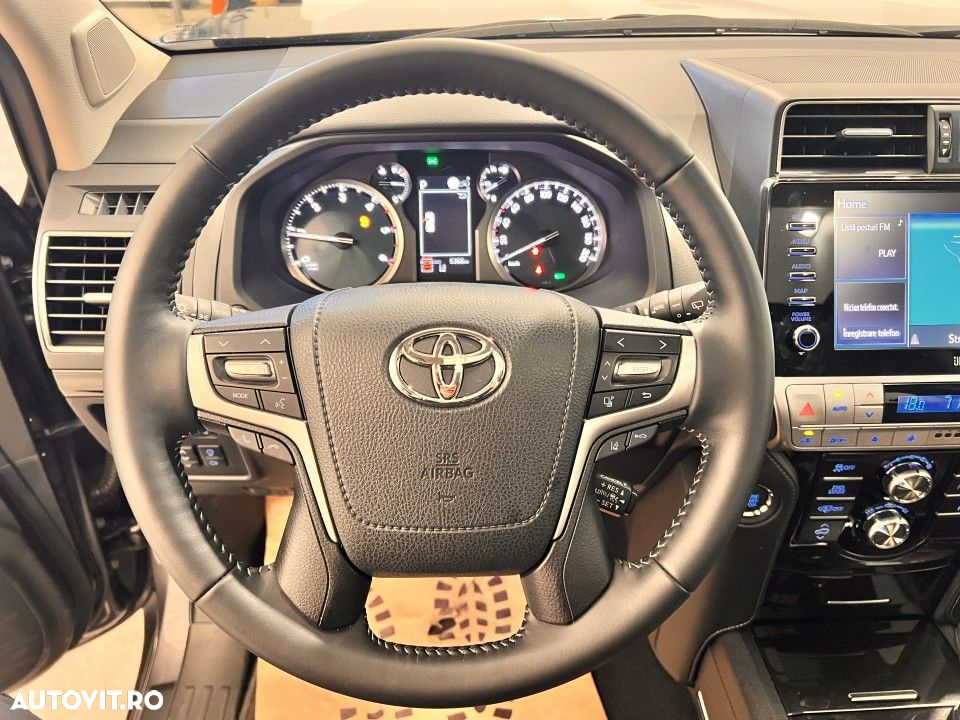Toyota Land Cruiser - 19