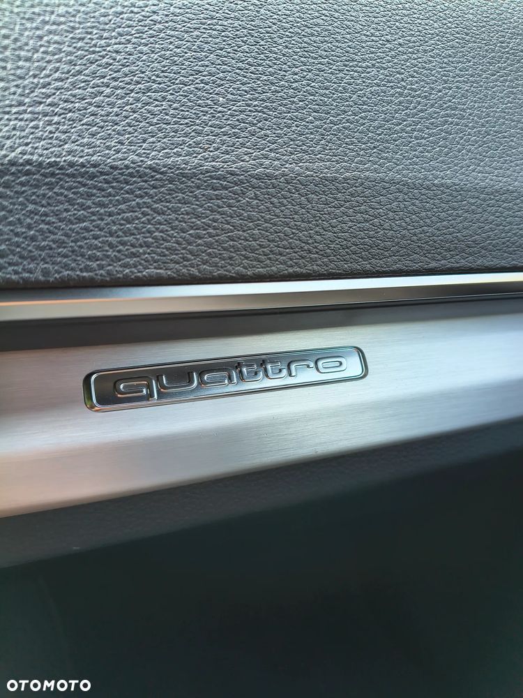 Audi Q5 50 TFSI e Quattro S Line S tronic - 10