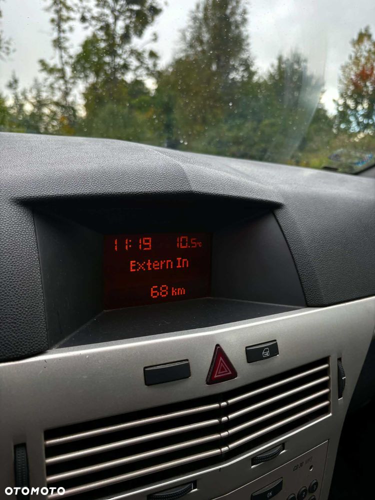 Opel Astra - 11