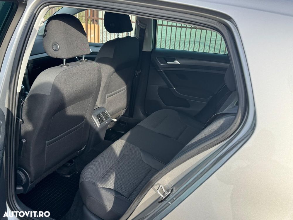 Volkswagen Golf 1.5 TSI DSG Highline - 8