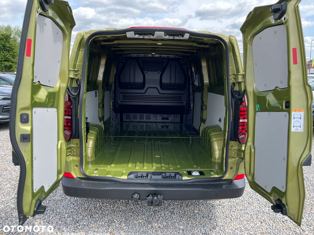 Volkswagen Transporter - 9