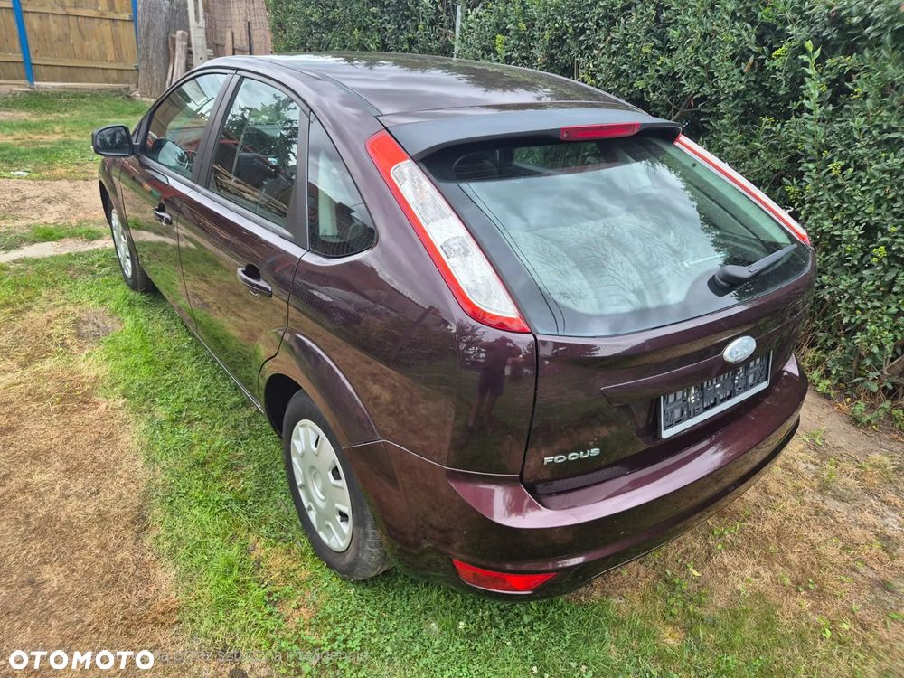 Ford Focus - 8