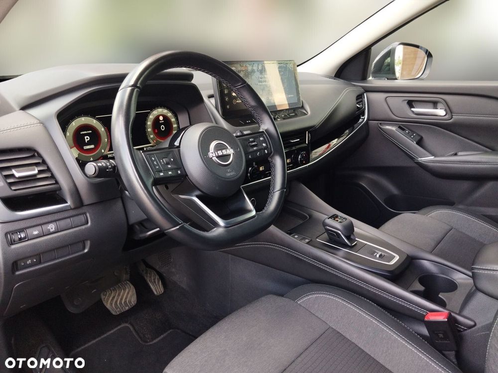 Nissan Qashqai 1.3 DIG-T MHEV N-Connecta Xtronic - 9