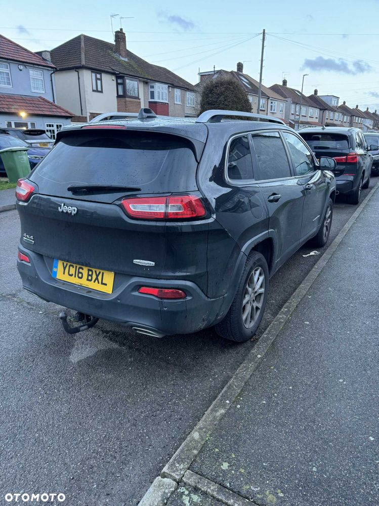 Jeep Cherokee - 7