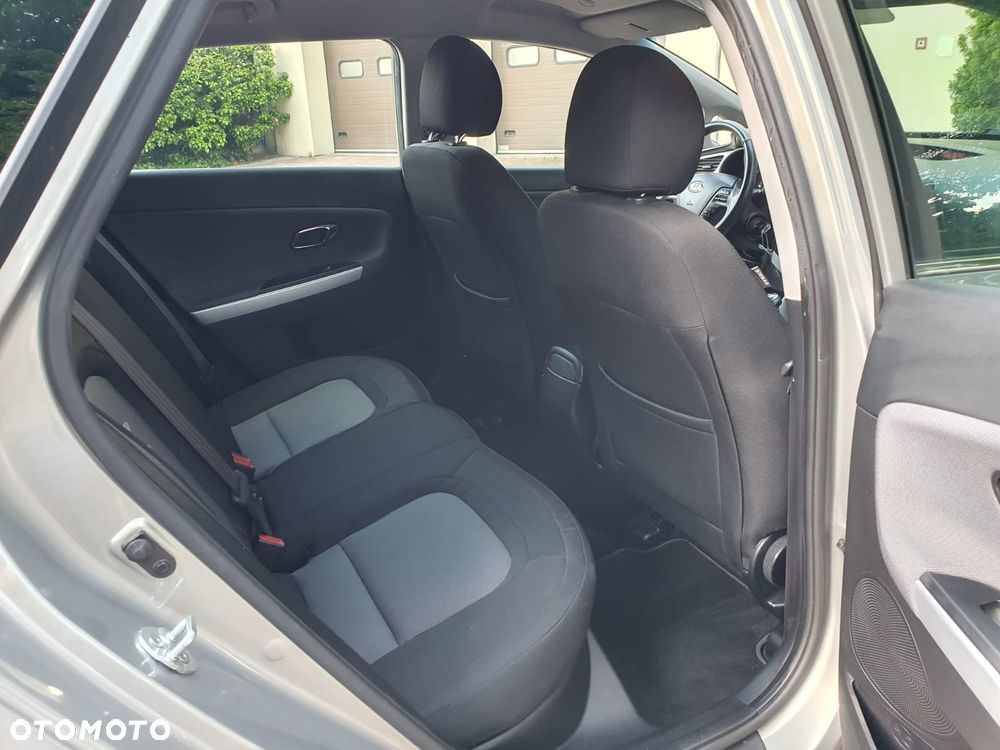 Kia Ceed 1.6 GDI XL - 13