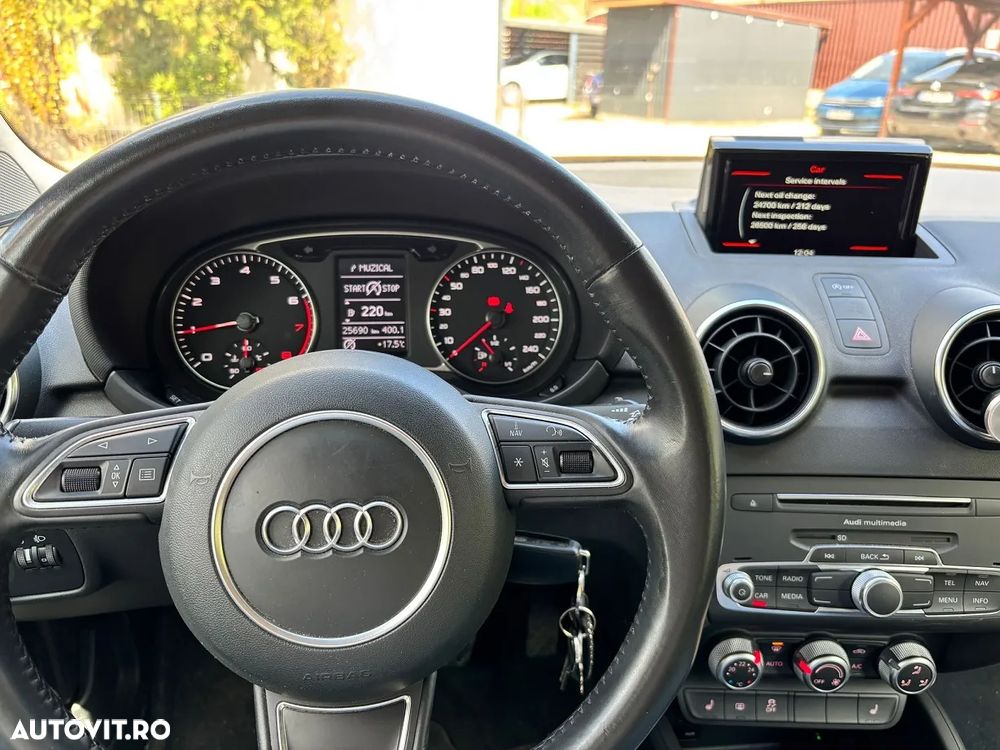 Audi A1 ack 25 TFSI S tronic Advanced - 9