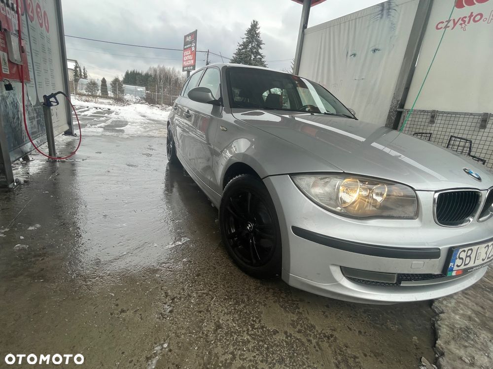 BMW Seria 1 118d DPF - 3
