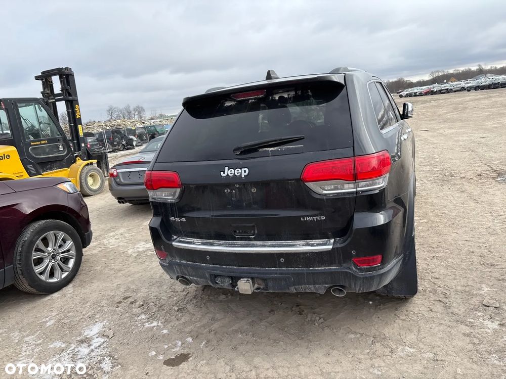Jeep Grand Cherokee - 22