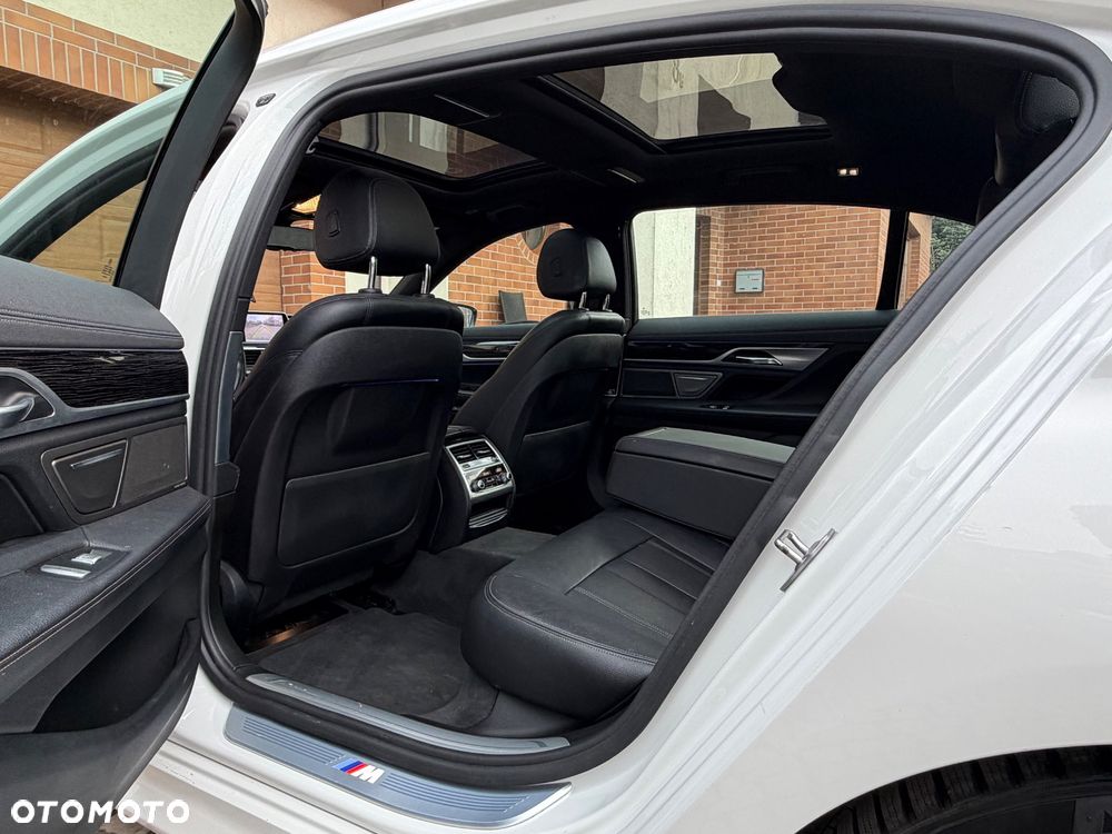 BMW Seria 7 740Li - 15