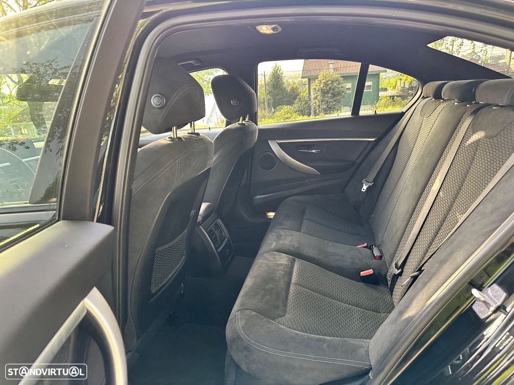 BMW 320 d Pack M Shadow Auto - 25