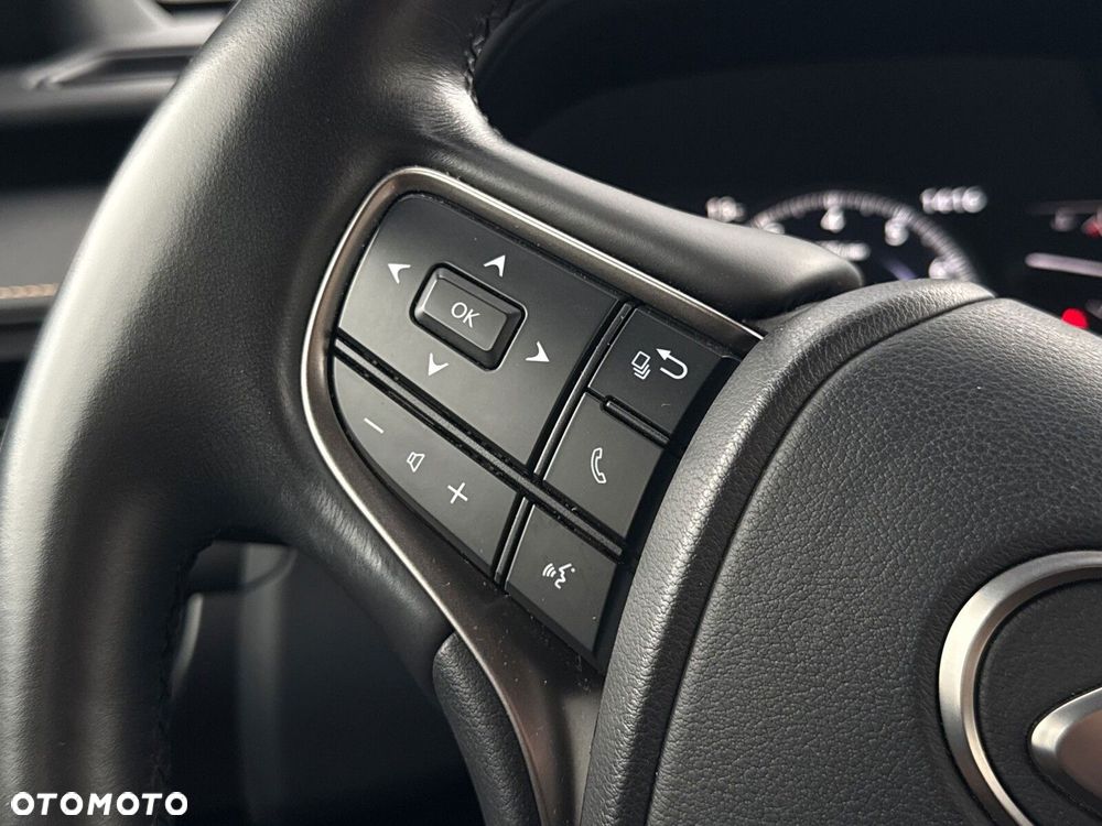 Lexus UX - 27