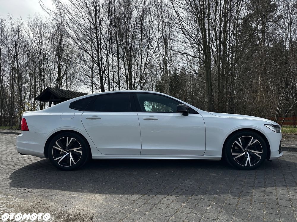 Volvo S90 D4 R-Design - 26