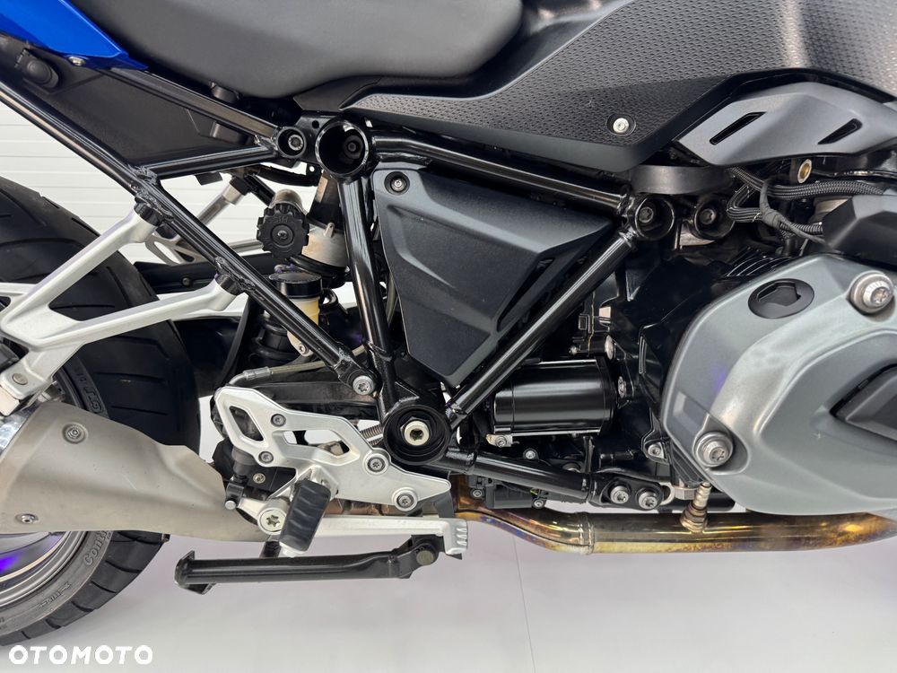 BMW RS - 16