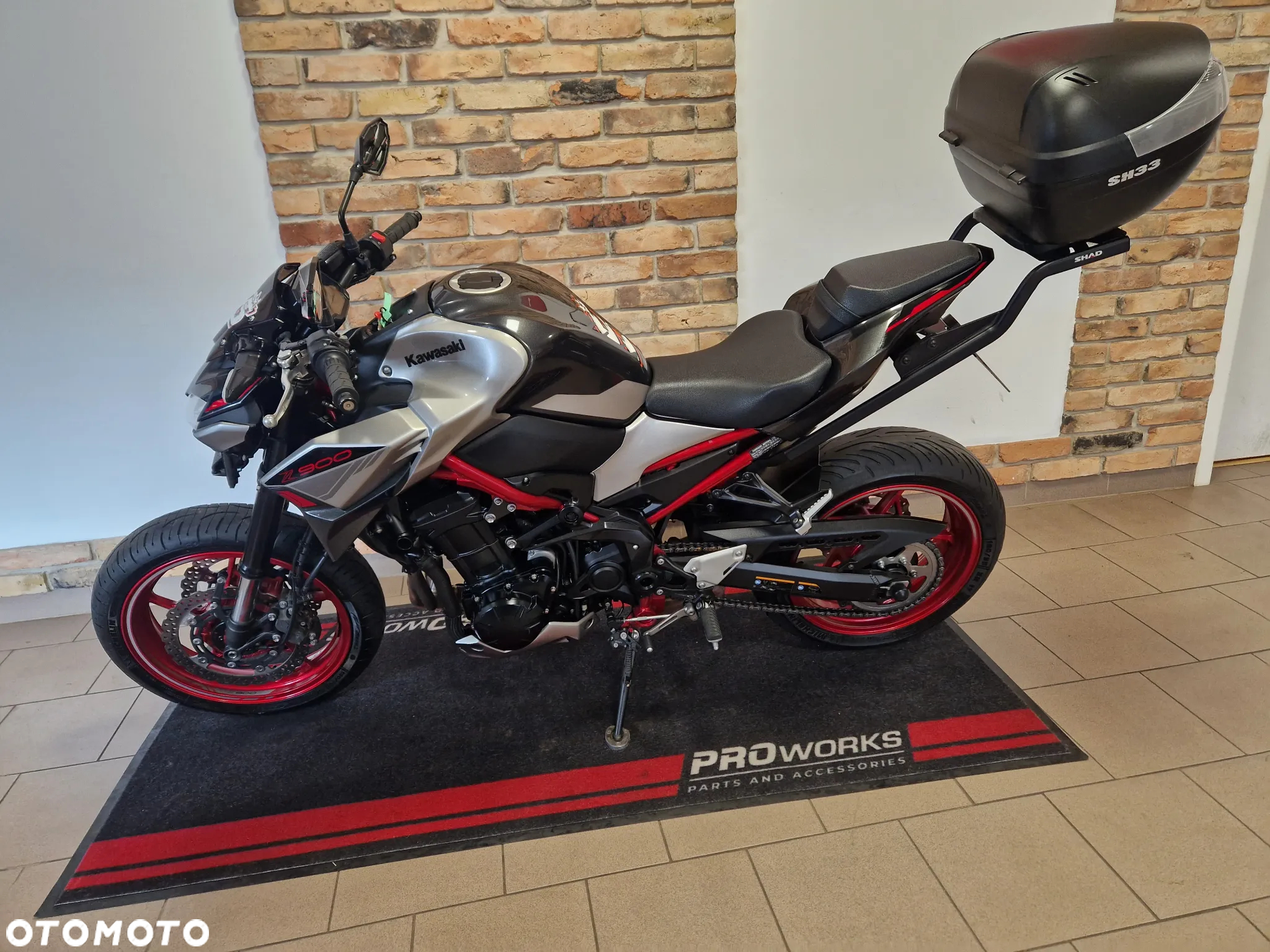 Kawasaki Z - 6