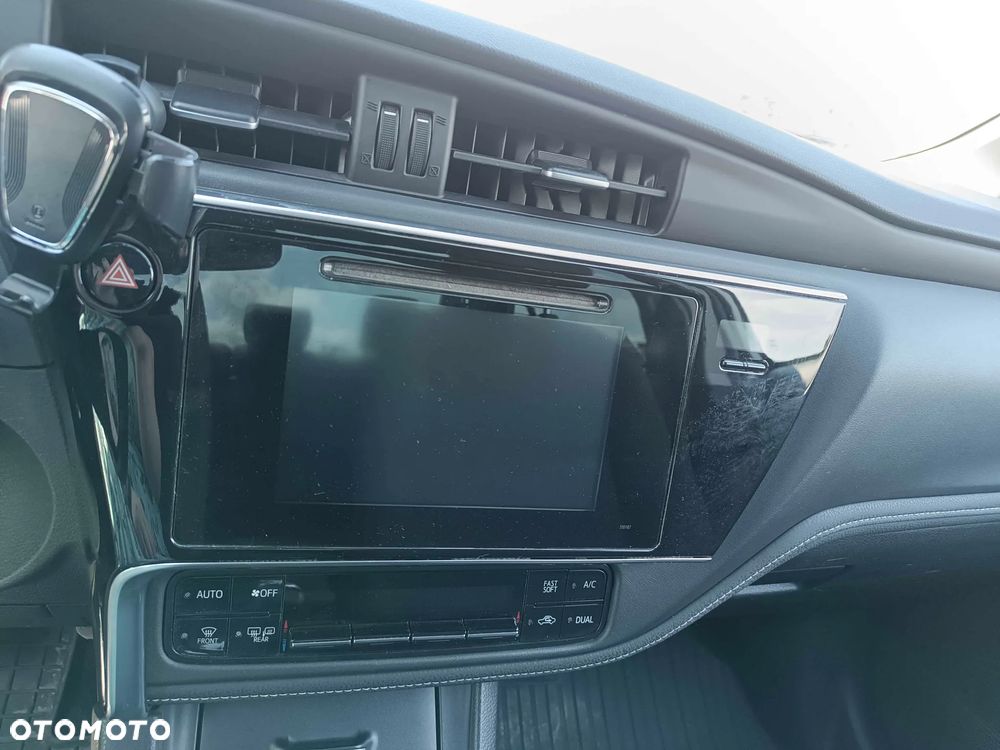 Toyota Corolla 1.6 Comfort - 9