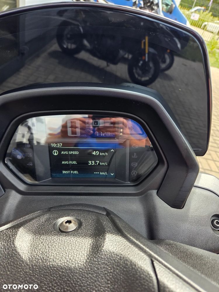 Yamaha NMAX - 2