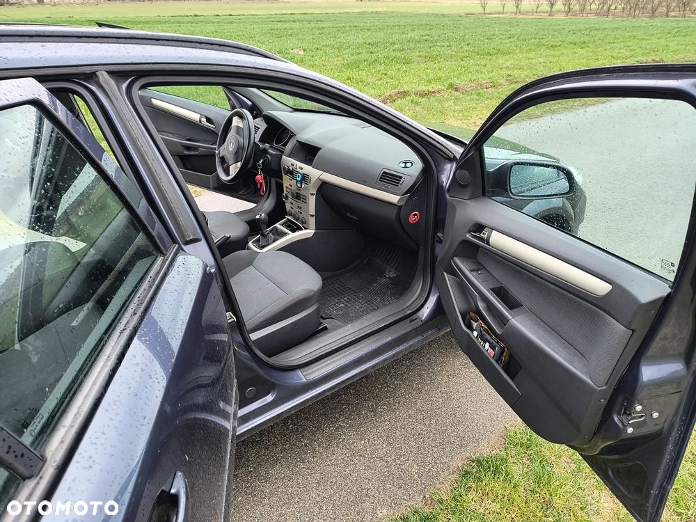 Opel Astra 1.7 CDTI Enjoy - 8