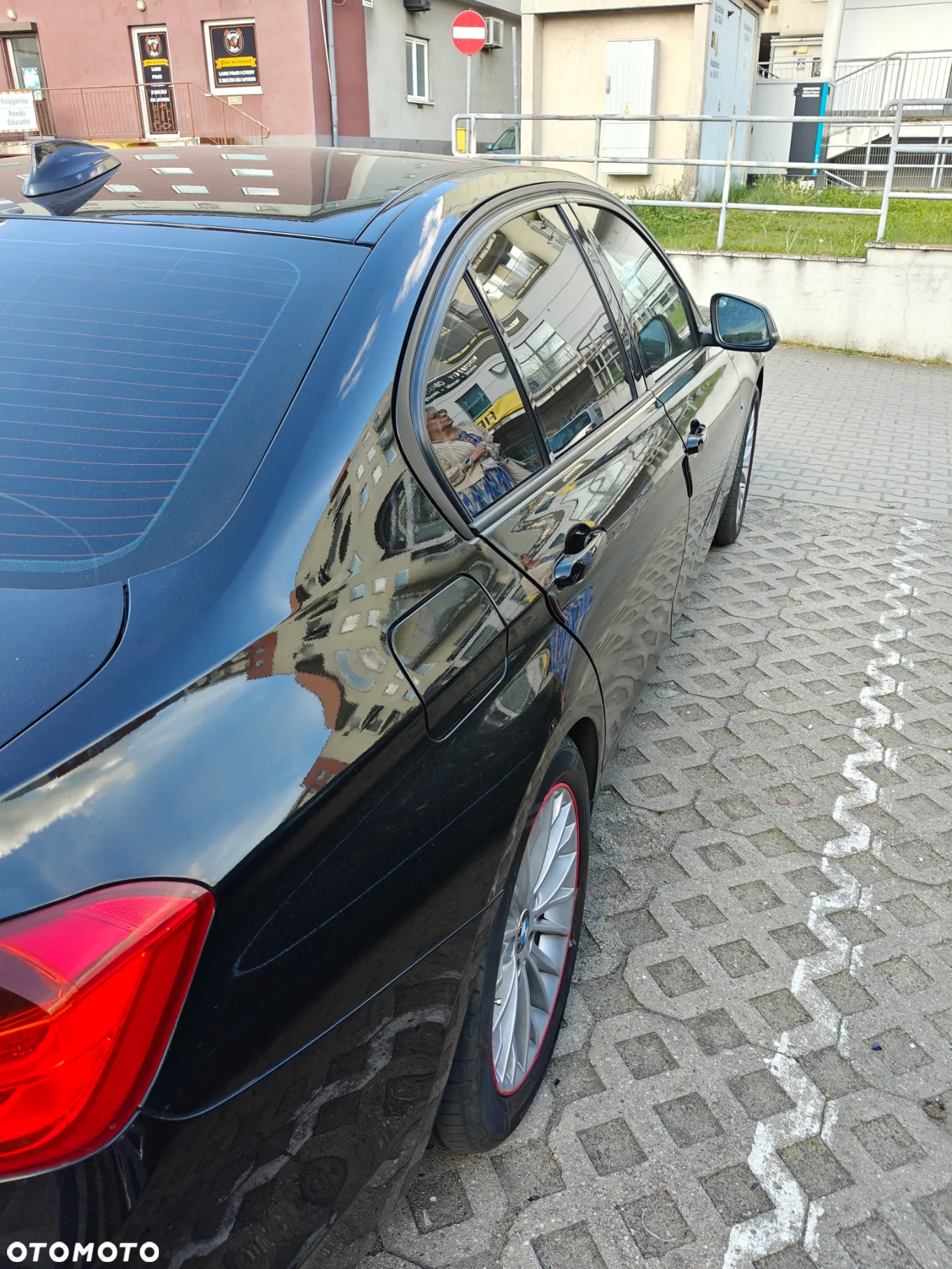 BMW Seria 3 320d - 9
