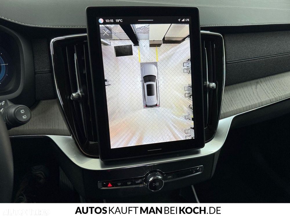 Volvo XC 90 T8 AWD Ultra Dark - 19