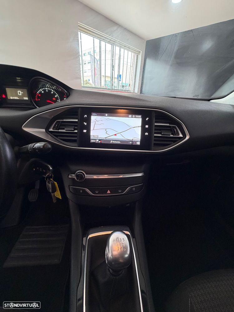 Peugeot 308 PureTech 110 Stop & Start Active Pack - 12