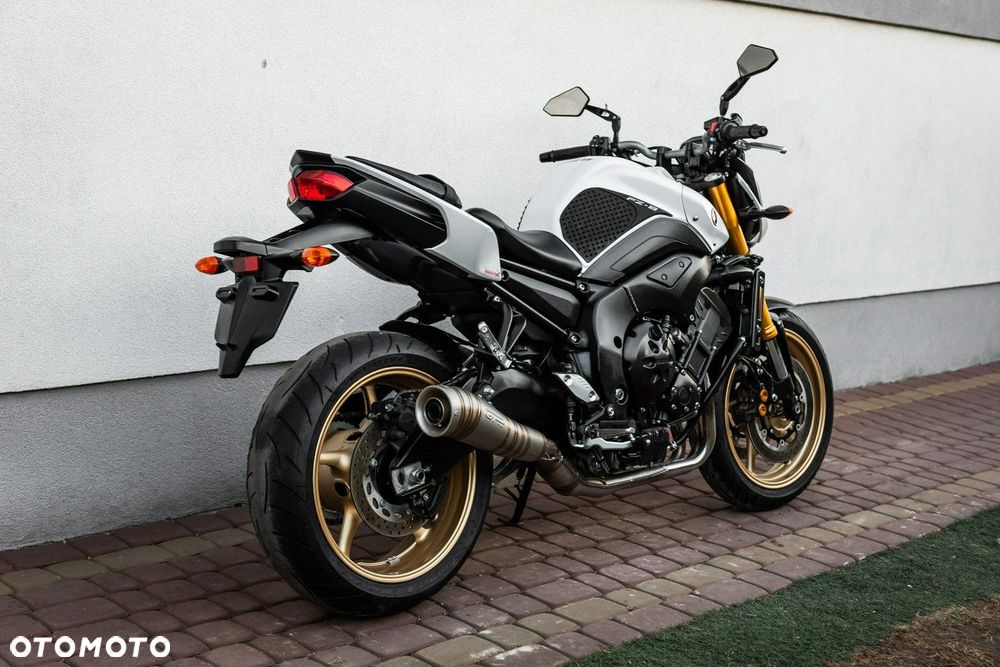 Yamaha FZ - 5