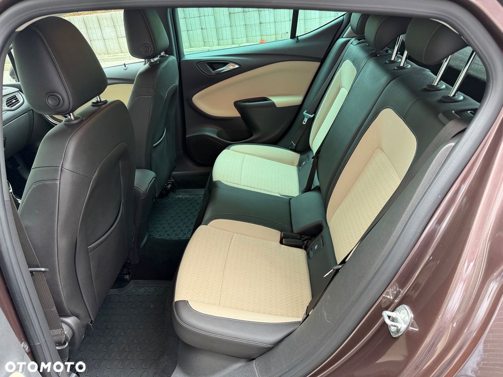 Opel Astra 1.4 Turbo Start/Stop Innovation - 33