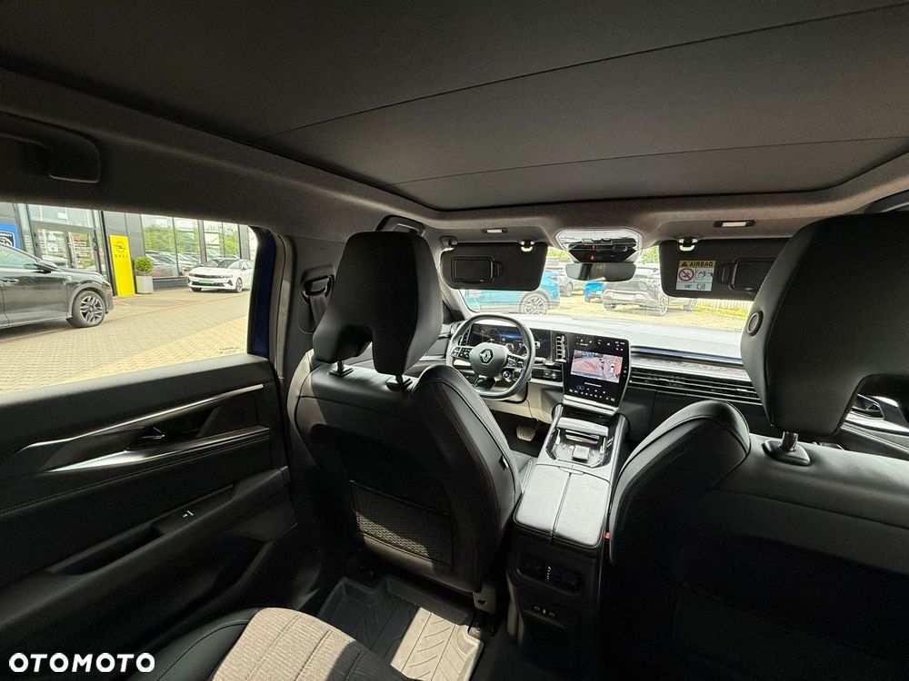 Renault Austral 1.3 TCe mHEV Iconic - 17