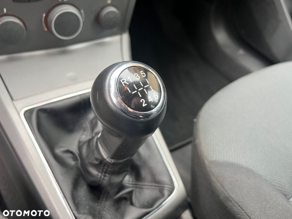 Opel Astra 1.9 CDTI DPF Sport - 23
