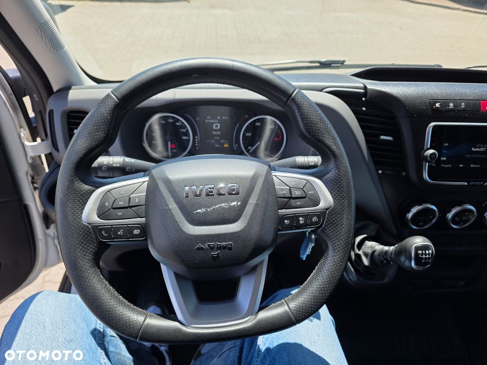 Iveco 35S18 10EP Międzynarodówka Podnoszony Dach Ledy Silnik 3L 180KM - 15