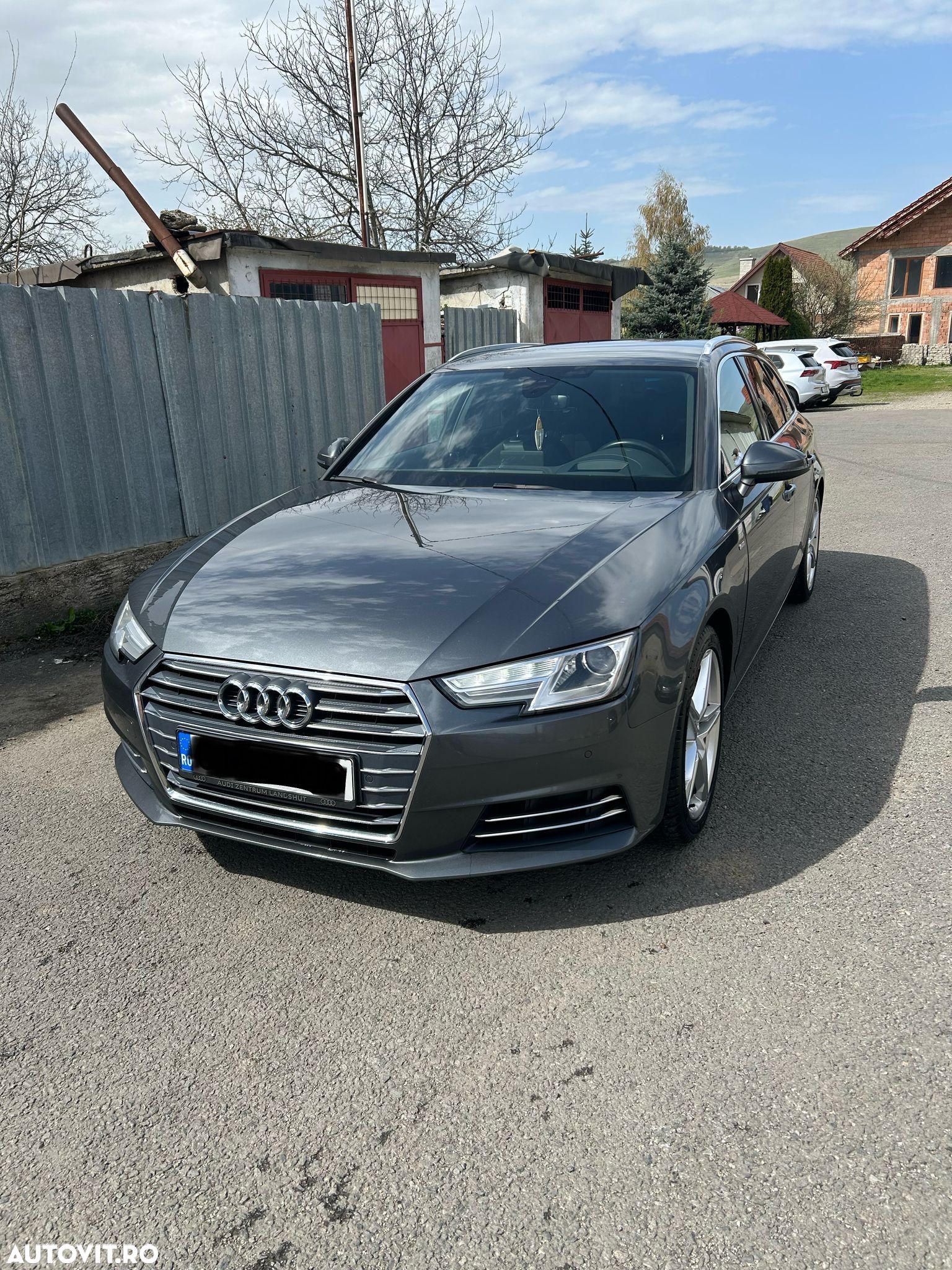 Audi A4 Avant 2.0 TDI S tronic Sport - 1
