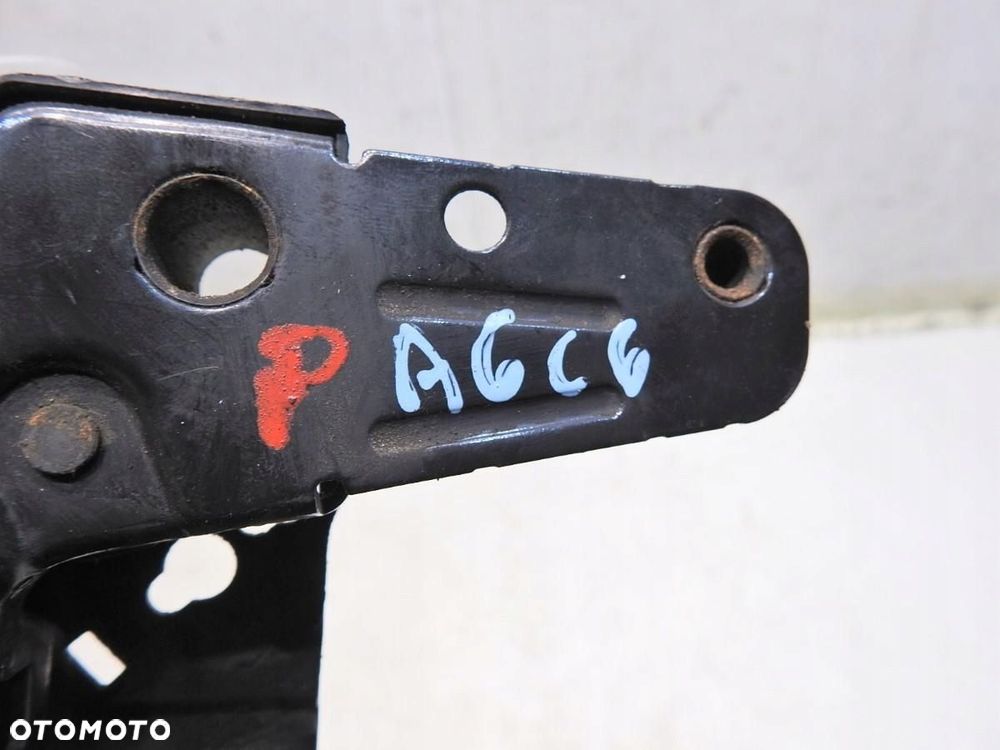 ZAMEK MASKI AUDI A6 C6 4F0823509 - 2