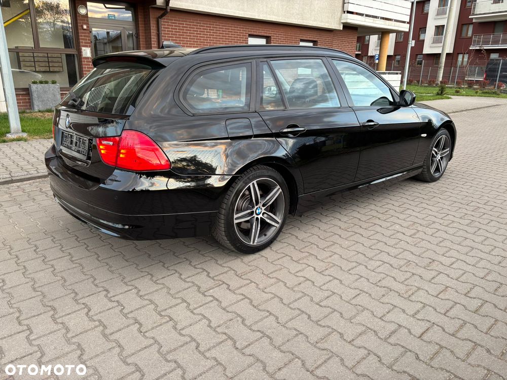 BMW Seria 3 318d - 4