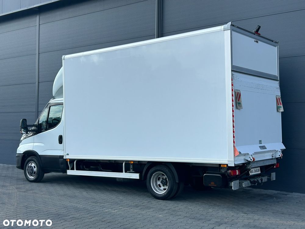 Iveco Daily 40C18 35C18 3.0 HPI Hi-Matic Kontener 8 palet + winda 1000kg + drzwi boczne **Kamera**Klima**LED**Super stan**2023R** - 4