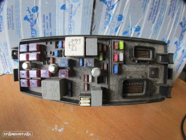 Caixa Fusiveis 919504D050  KIA CARNIVAL 2 2009 2.9 CRDI 185CV 5P CINZA - 1