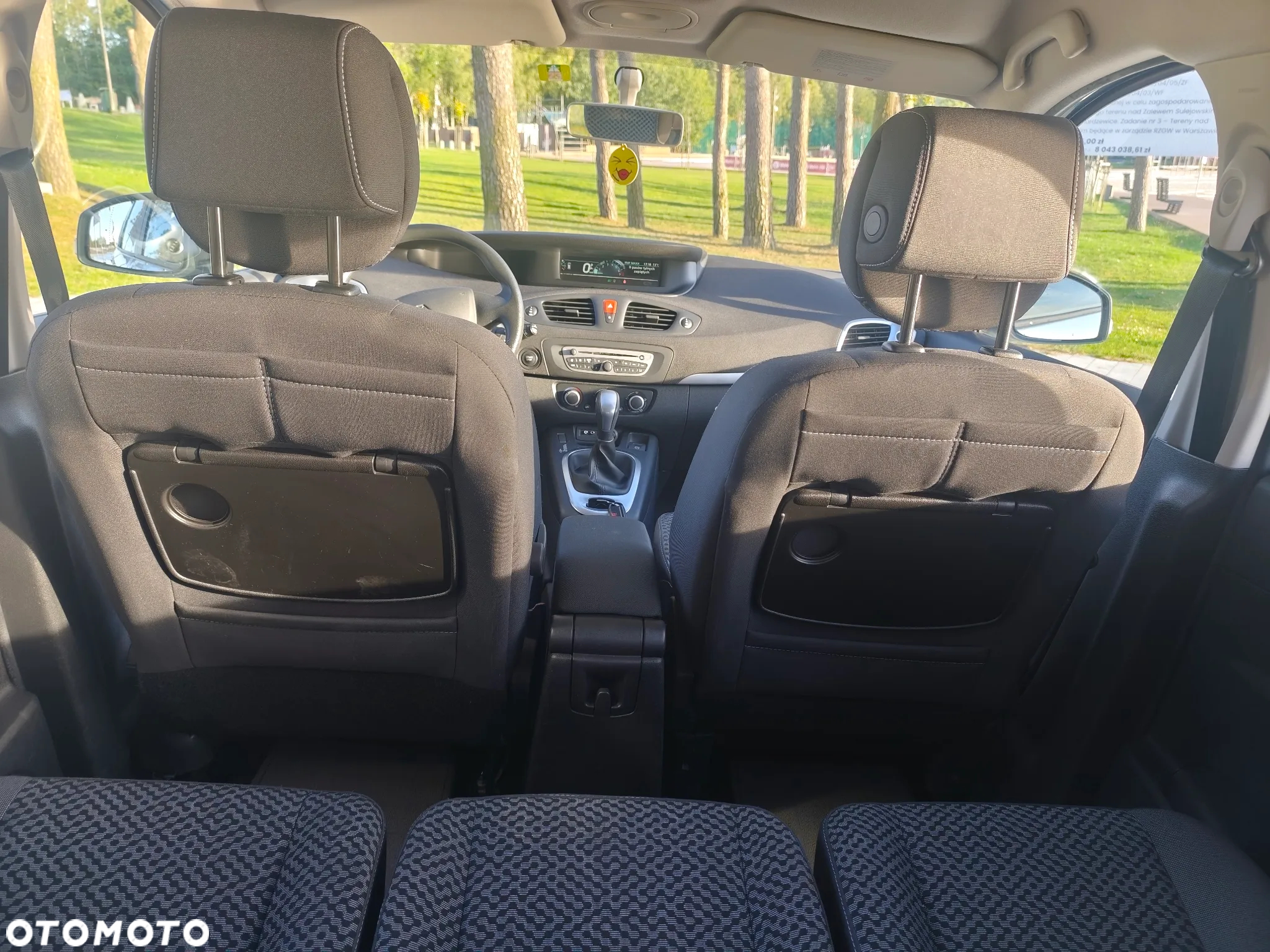 Renault Scenic - 11
